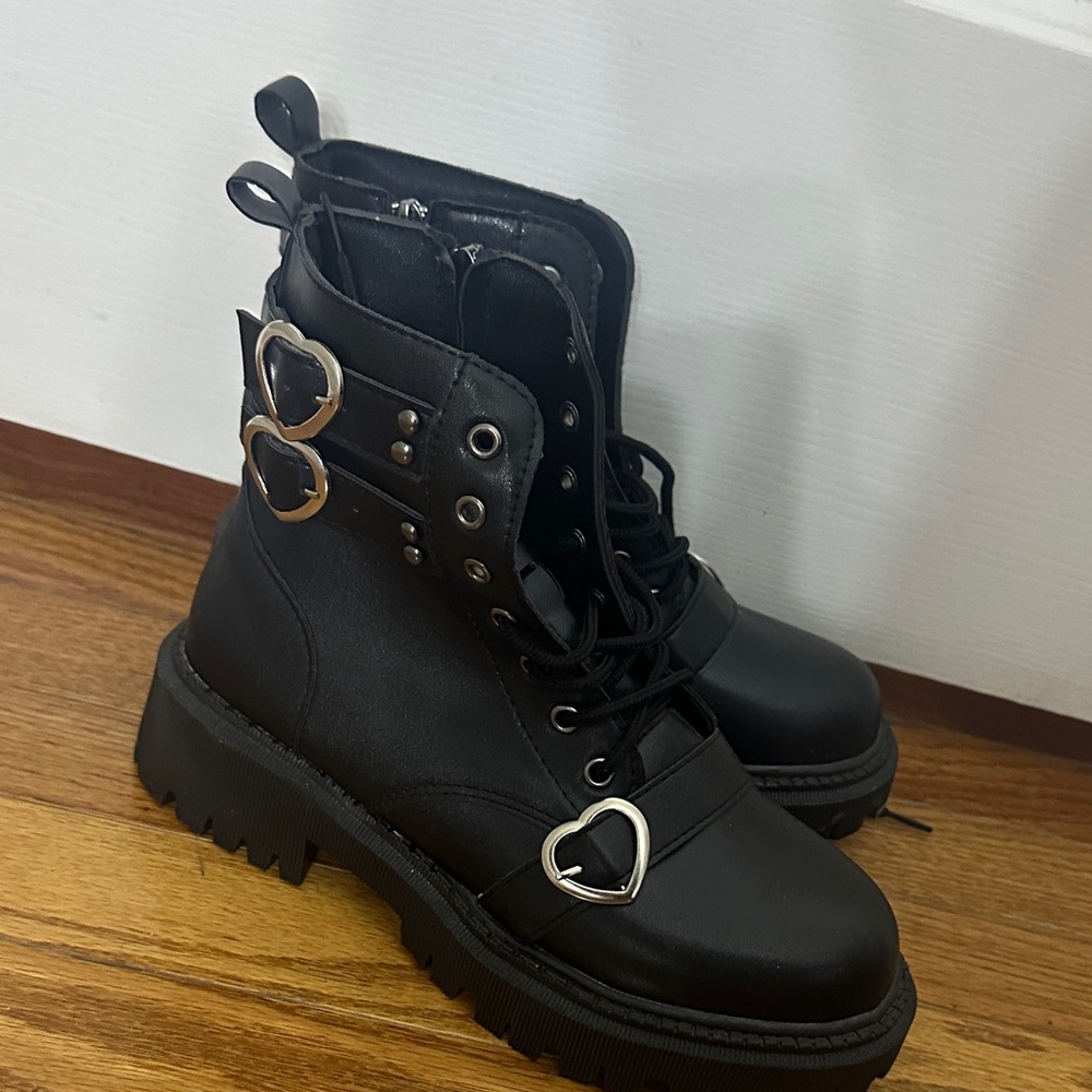 New Black Heart Buckle Ankle Boots